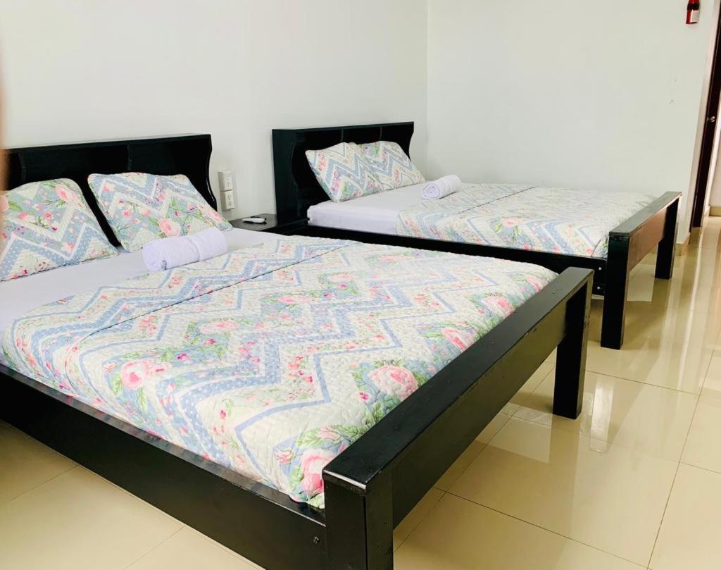 Coastal Bay Suite & Golf Cart Rental San Pedro  Exteriör bild