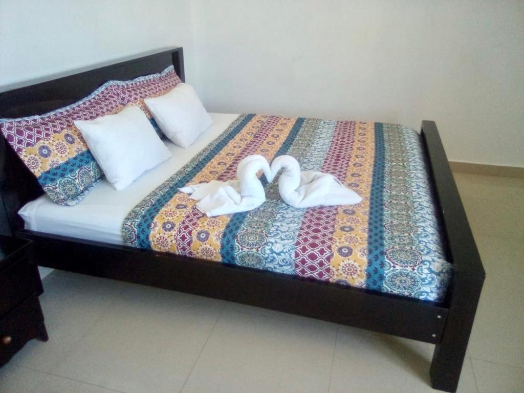 Coastal Bay Suite & Golf Cart Rental San Pedro  Exteriör bild
